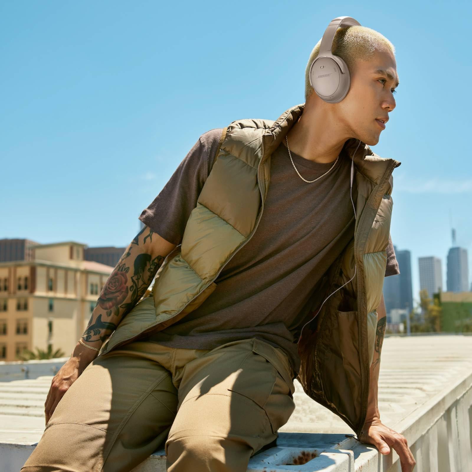 Bose - QuietComfort Wireless Noise Cancelling Over-the-Ear Bluetooth Headphones - Sandstone