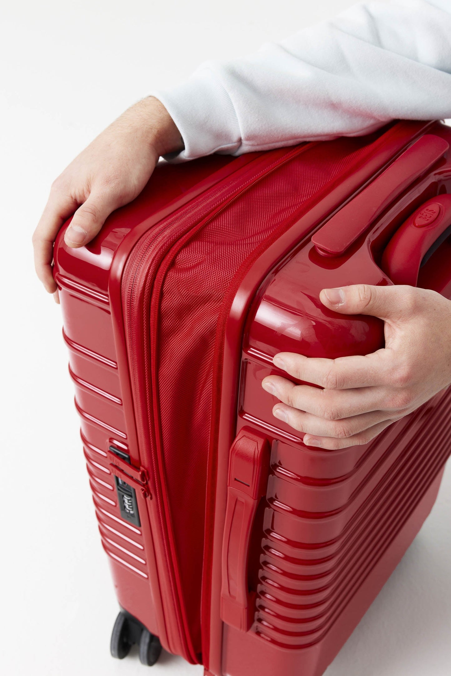 The Carry-On Roller in Text Me Red