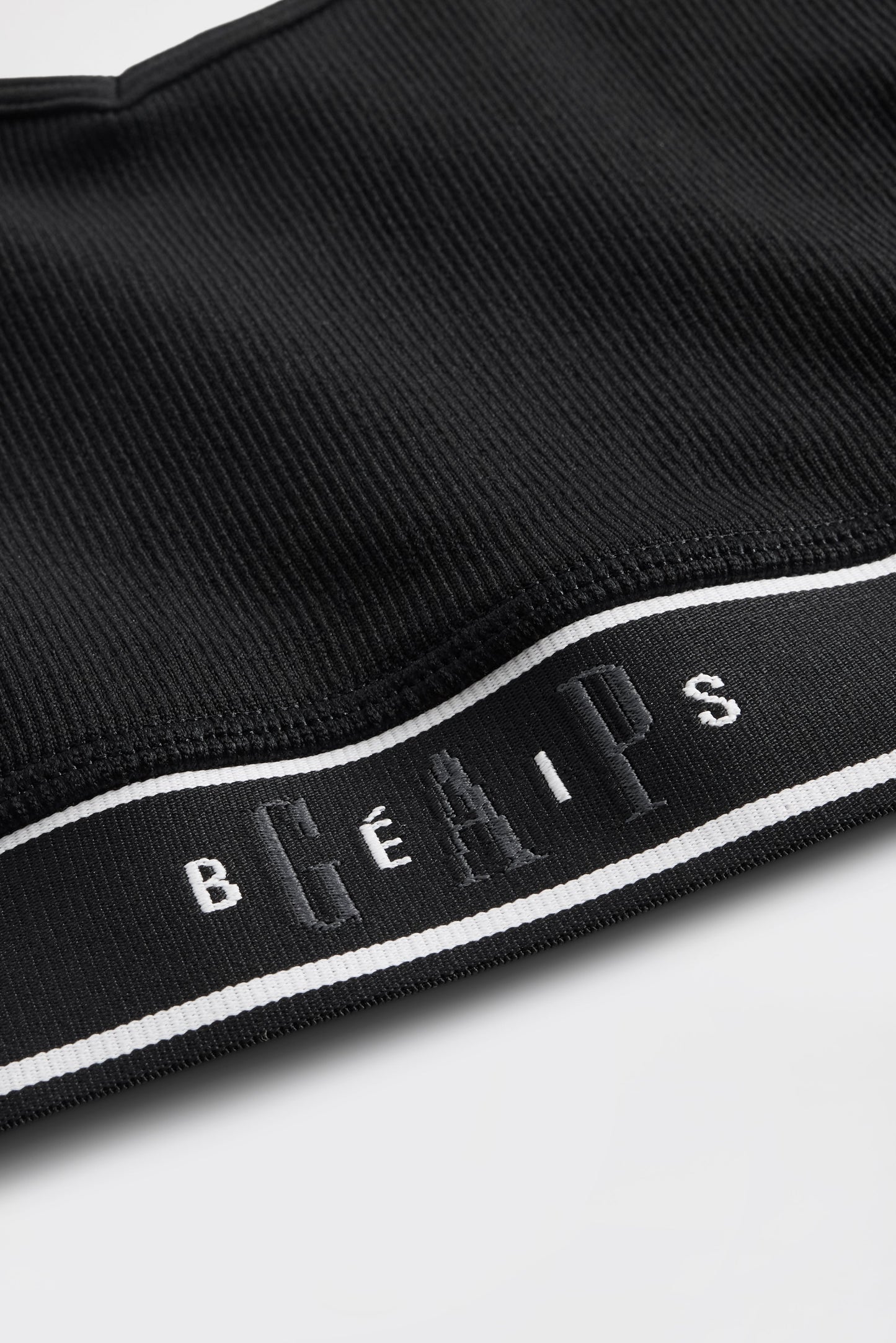 GAP X BEIS Seamless Logo Top in Black